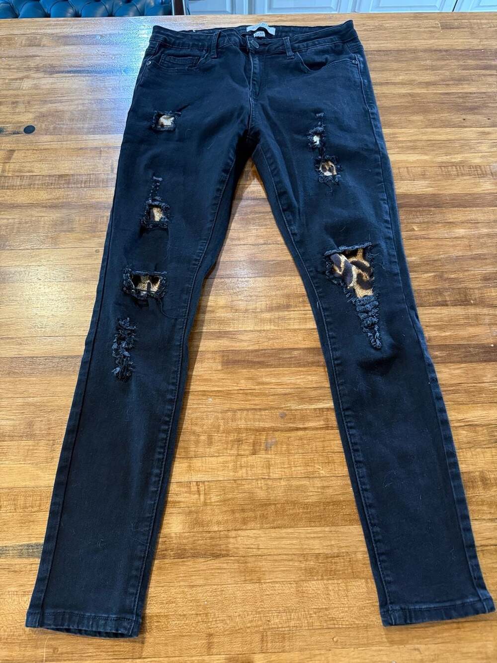 Judy Blue Black Distressed Skinny Jeans Leopard Patches, Size 15/32 (r1)